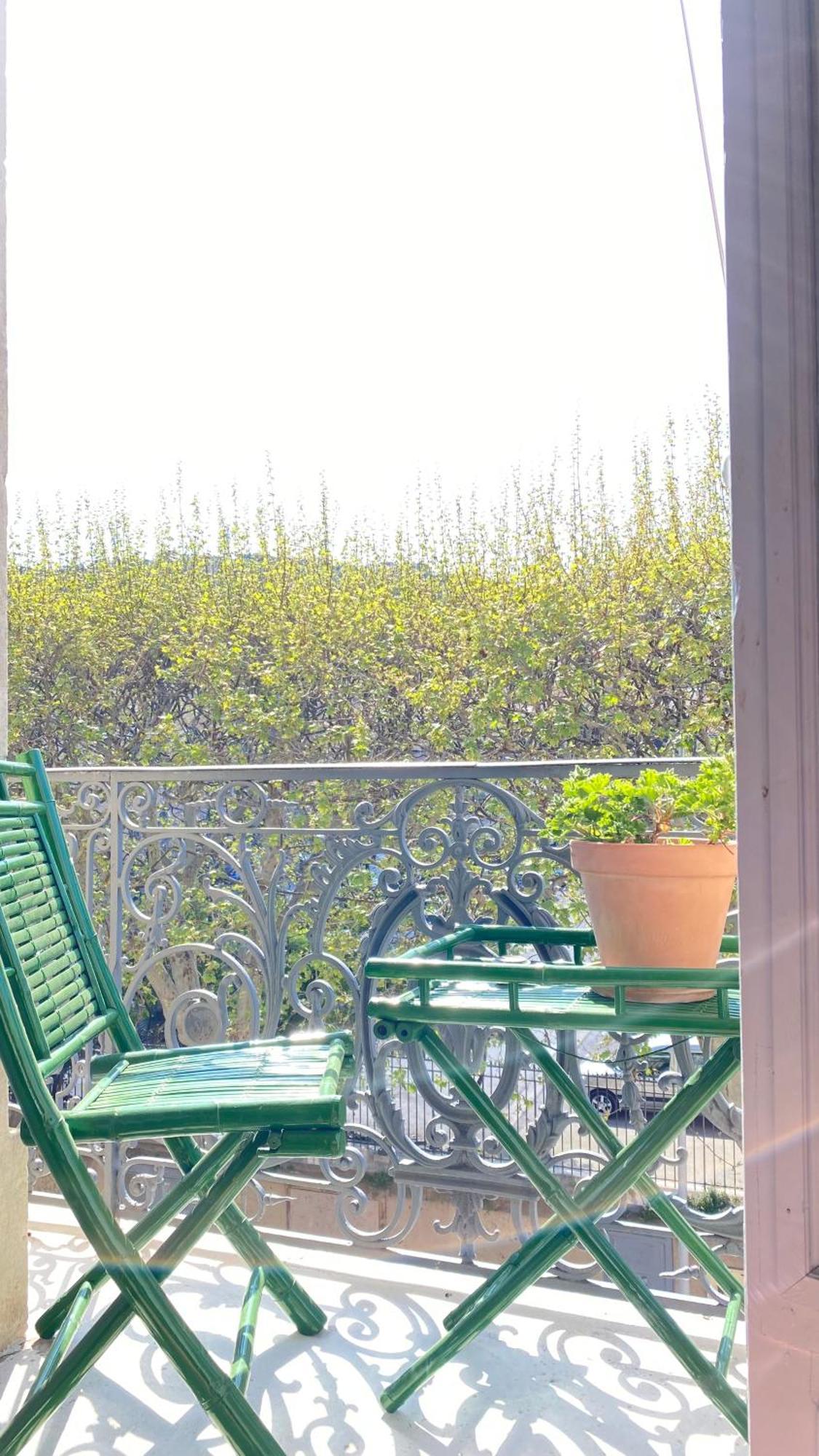 Le Saint Apolline - Sete, Appartement Haussmanien Luaran gambar